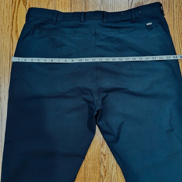 Greg Norman Men’s 40x32 Performance Stretch Classic Office Black Pant - Picture 11 of 14